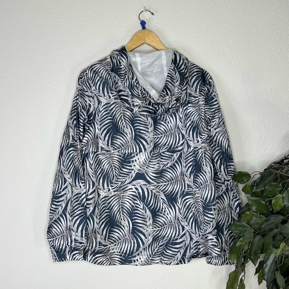 Xersion Tropical Leaf Rain Jacket - Picture 7 of 7